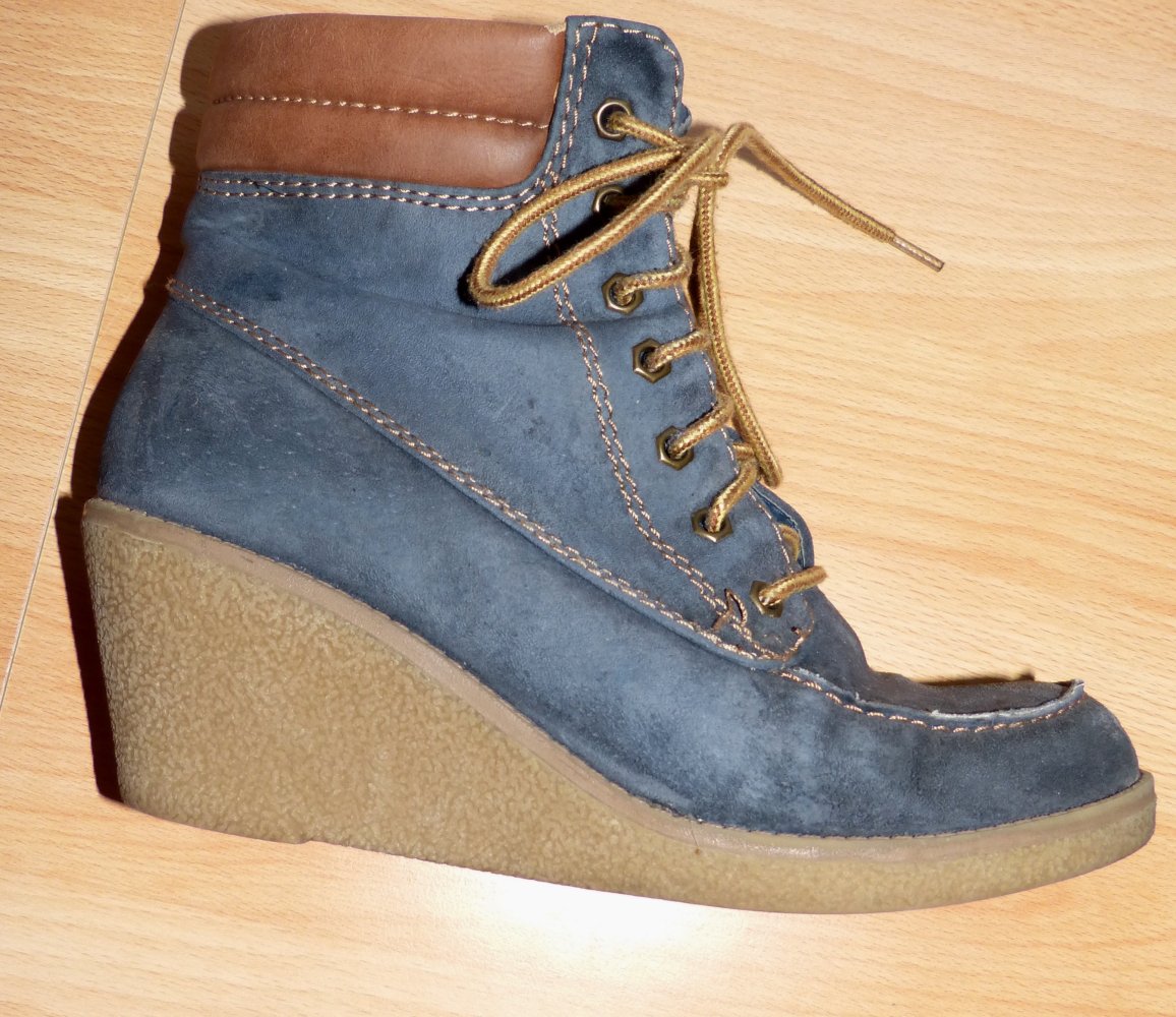 Schnürstiefeletten dunkelblau mit Keilabsatz, Gr. 38