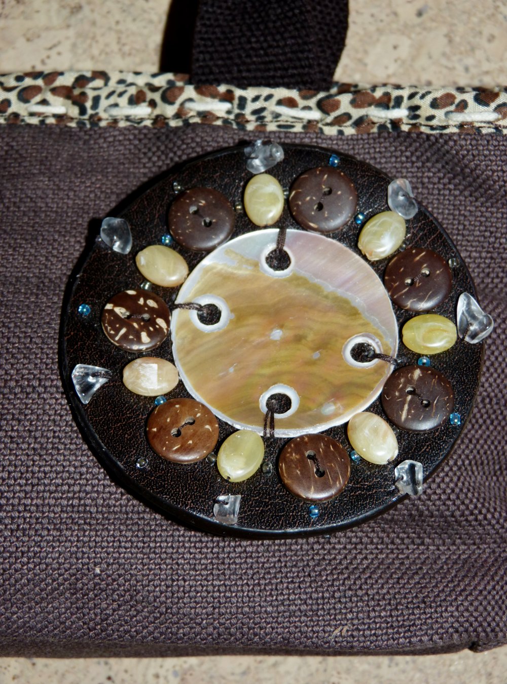 kleine braune Handtasche zum tragen, Leo-Muster