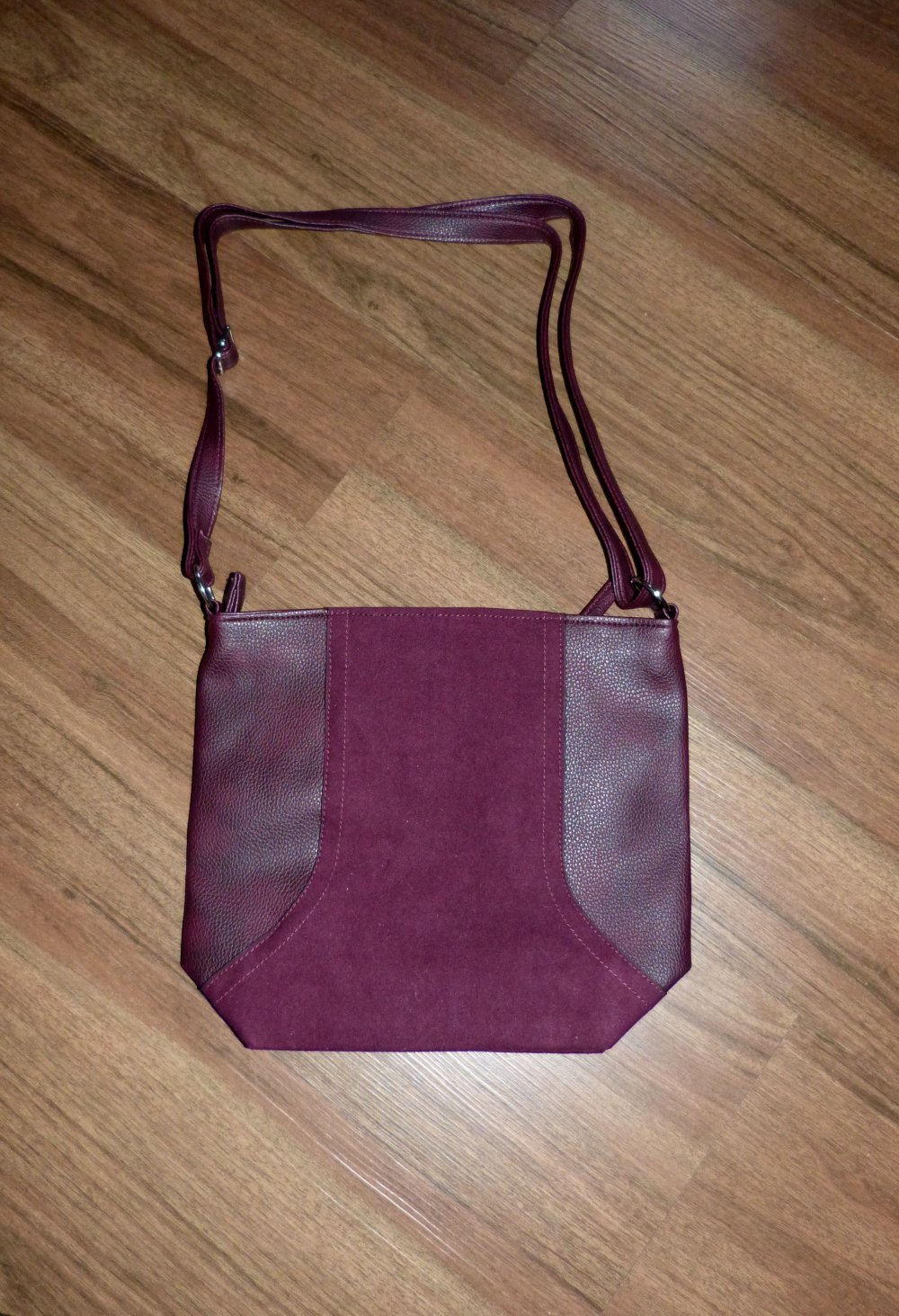 Handtasche, Umhängetasche burgunderrot/pflaume, Neu