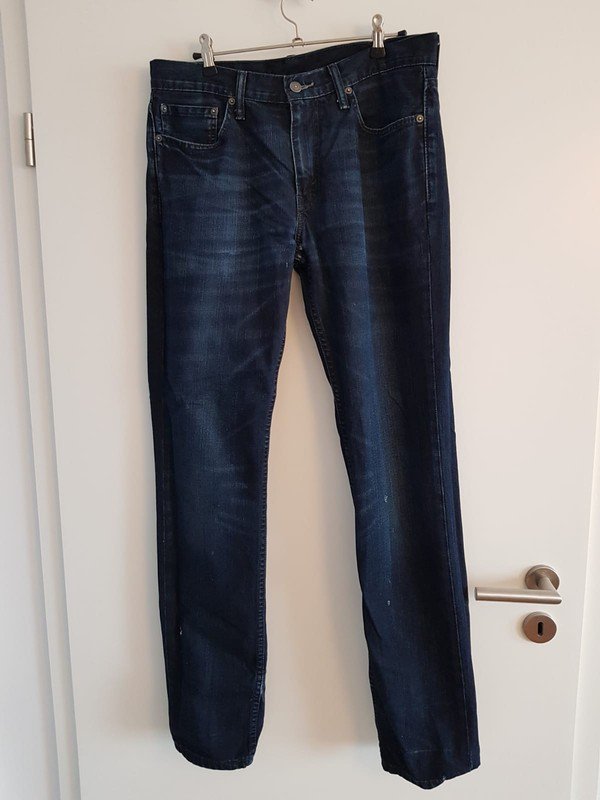 Jeans blau Levi Strauss & Co im Used Look  Schicke Jeans in blau von Levi's Im Used Look und ungetragen Weite 33 Länge 34