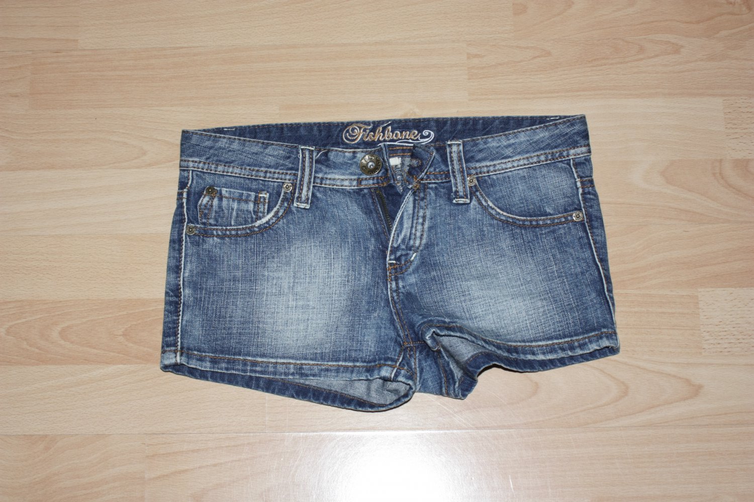 Kaum getragene Jeans Shorts mit Anker, Gr. XS