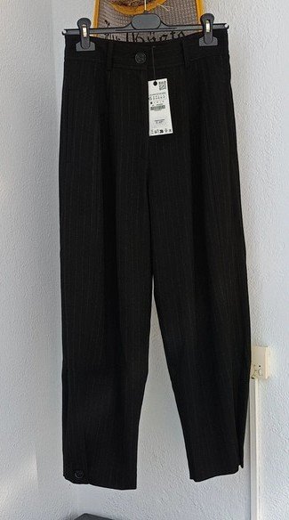 50€ Zara High Waist Karotten Knöchel Hose weit breit Streifen schwarz weiß gestreift Nadelstreifen warm gr. 34 XS NEU mit ETIKETT