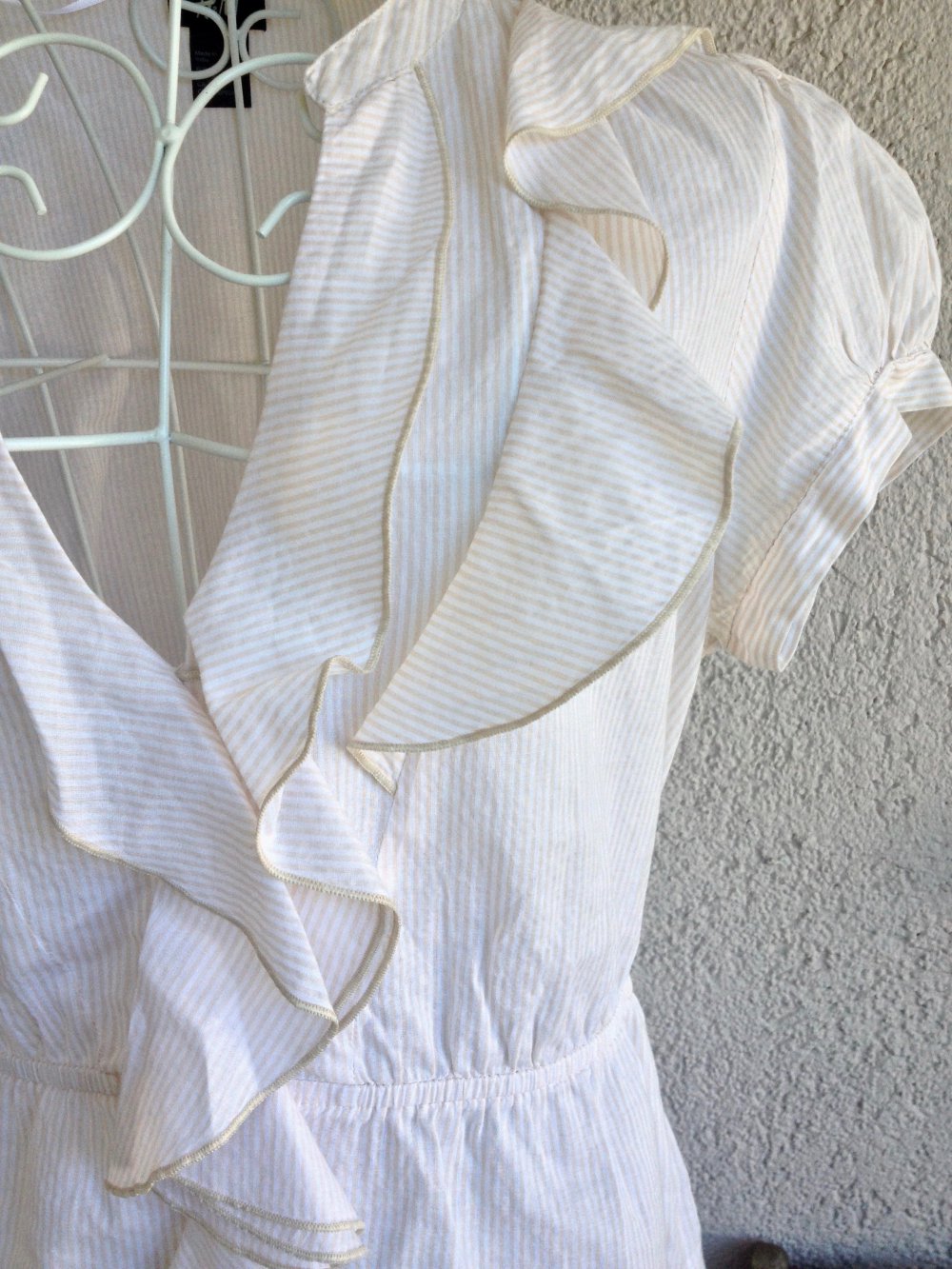 Wunderschönes Shirt mit Rüschen und Streifenmuster von H&M 