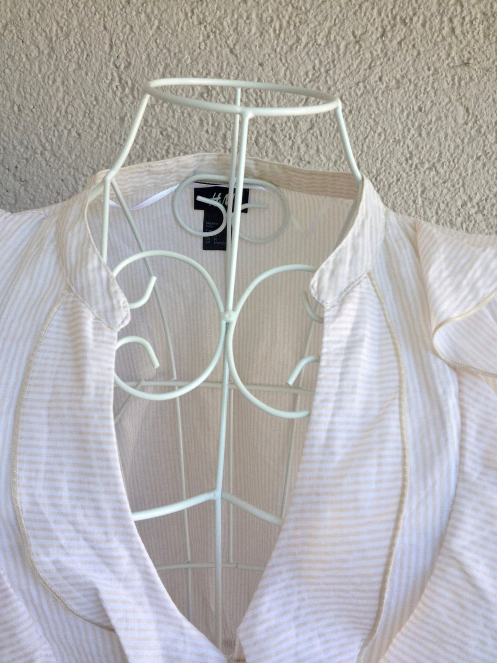 Wunderschönes Shirt mit Rüschen und Streifenmuster von H&M 