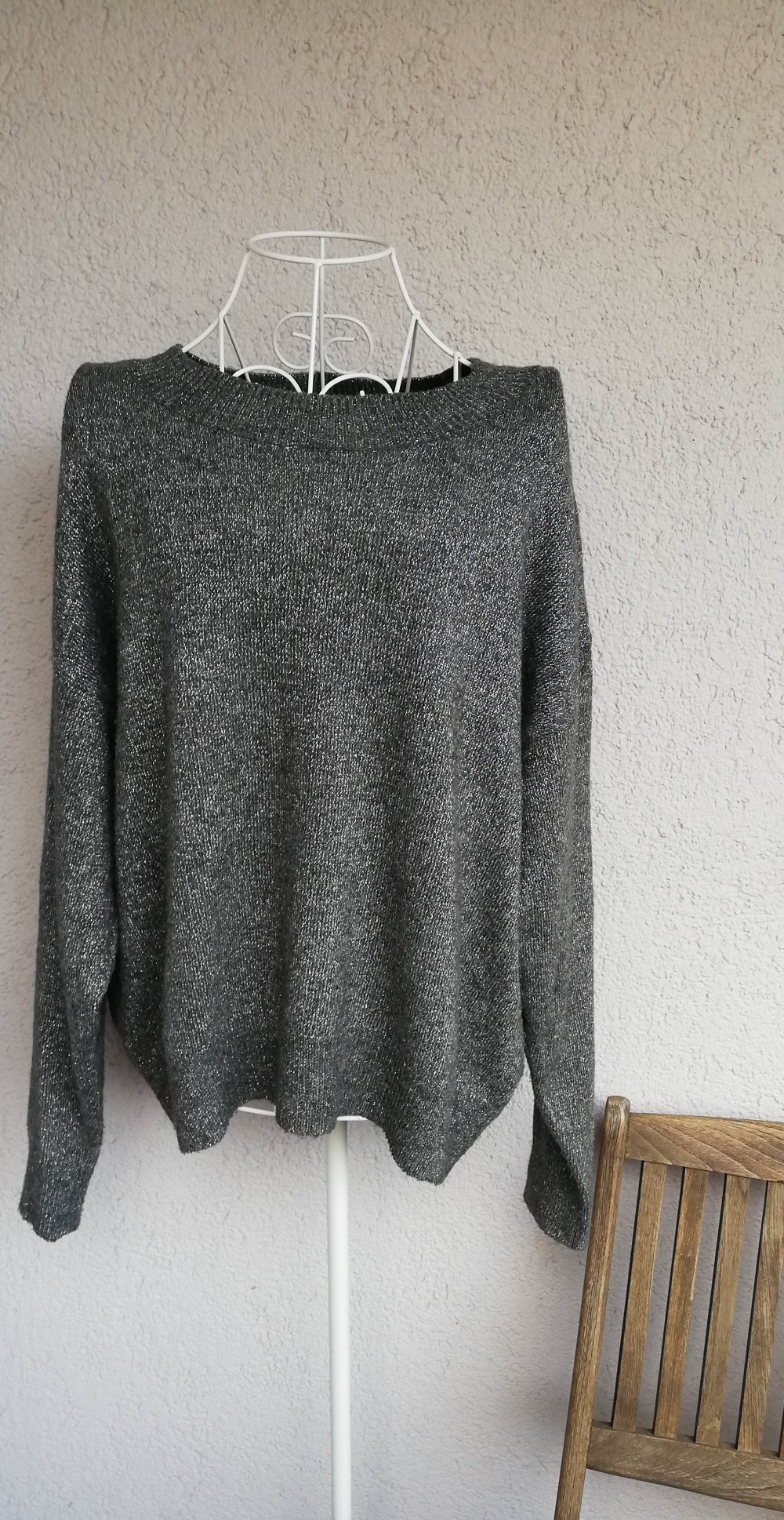 Wunderschöner grauer Glitzerpullover von H&M