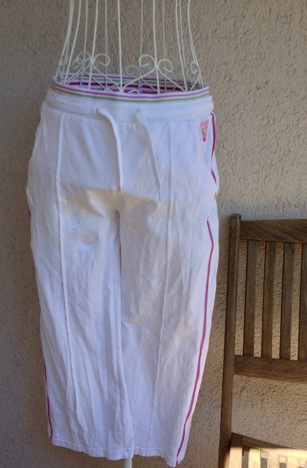 Schöne Sporthose mit 3/4 Länge von TCM