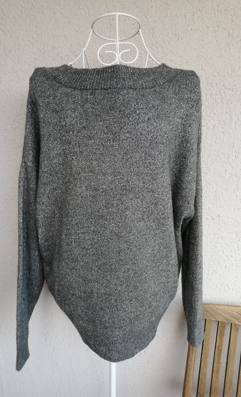 Wunderschöner grauer Glitzerpullover von H&M