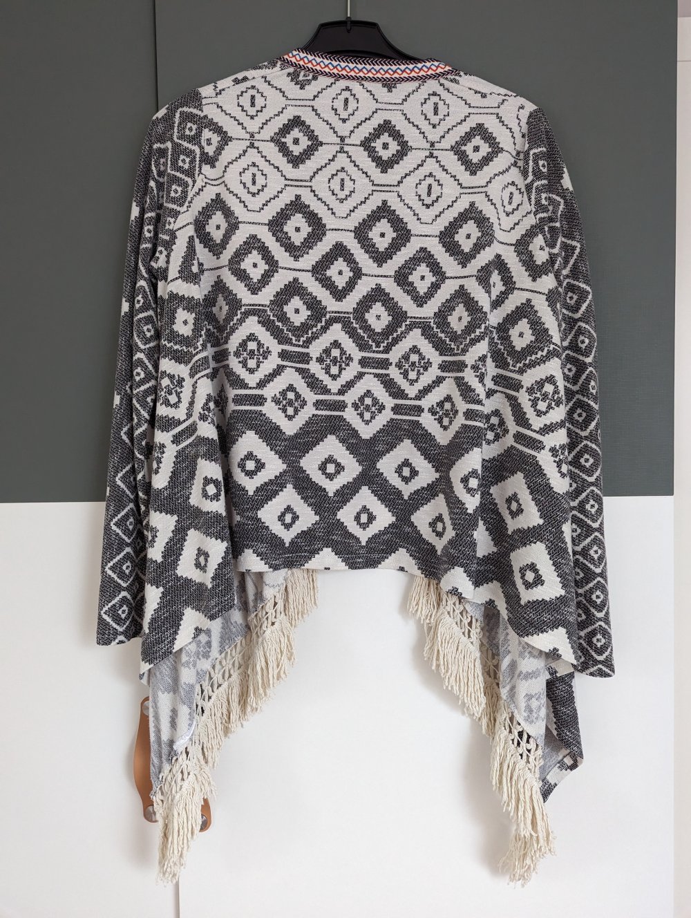 Boho Cardigan mit Fransen