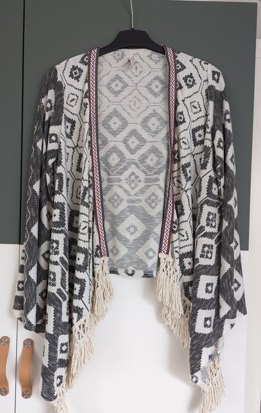 Boho Cardigan mit Fransen