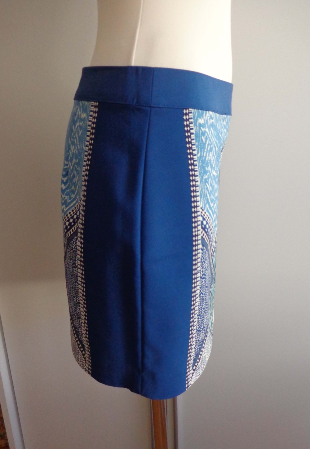 blauer Rock
