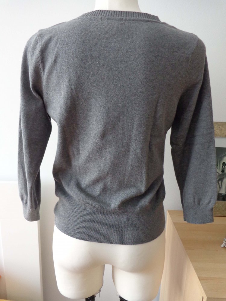 Pullover mit V-Ausschnitt -Neu-