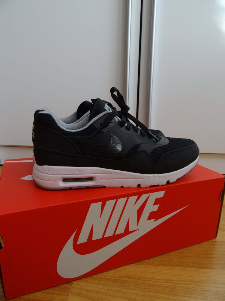 Nike Air Max Ultra Essentials