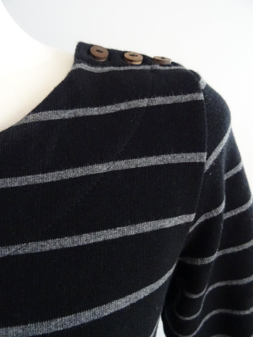 gestreiftes Kleid