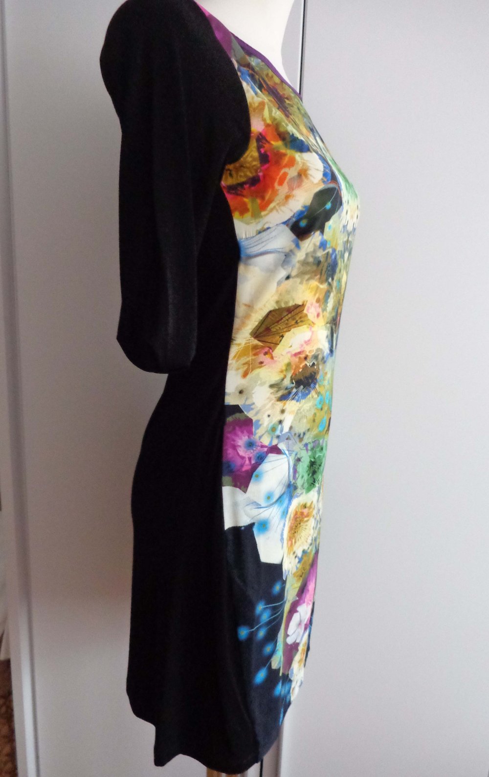 gemustertes Kleid