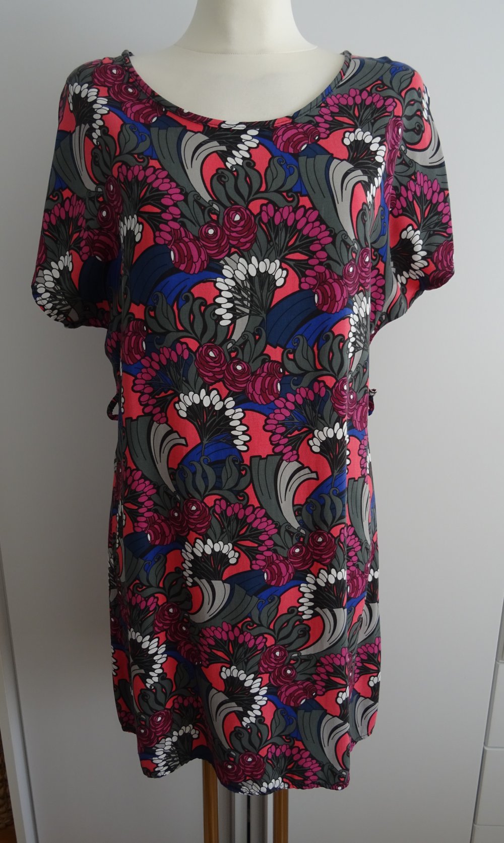 kurzes Kleid