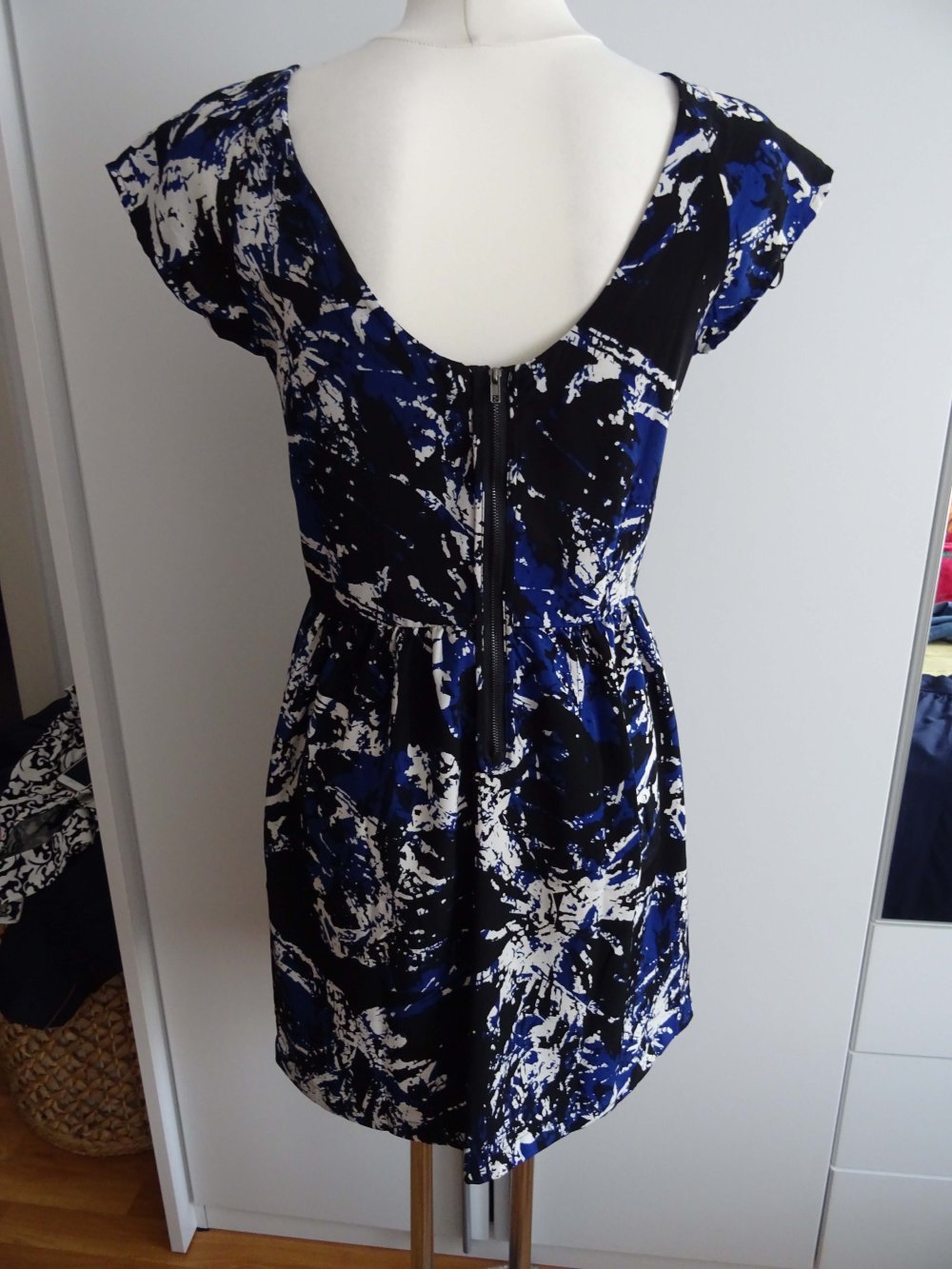 gemustertes Kleid