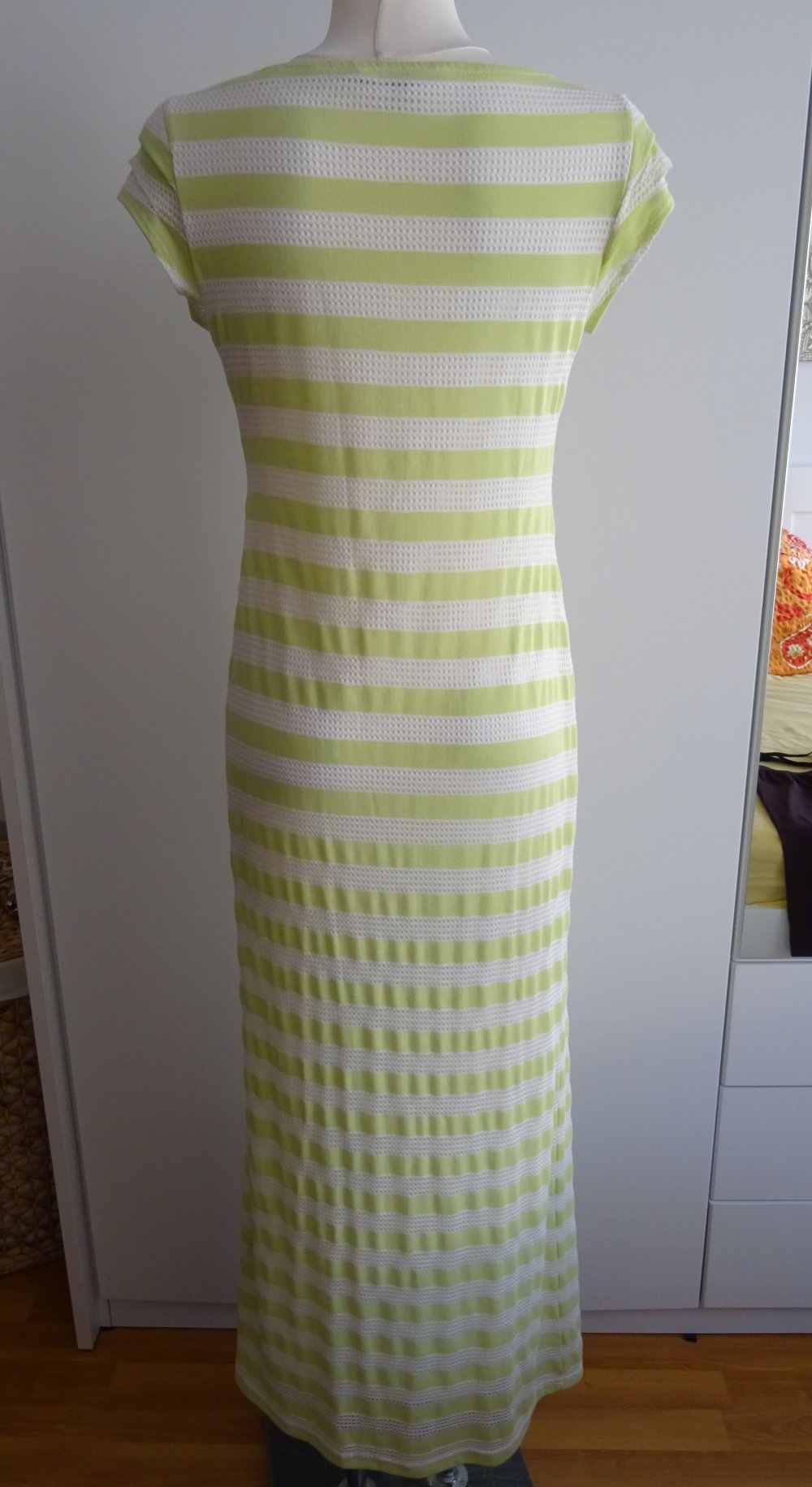 langes Kleid