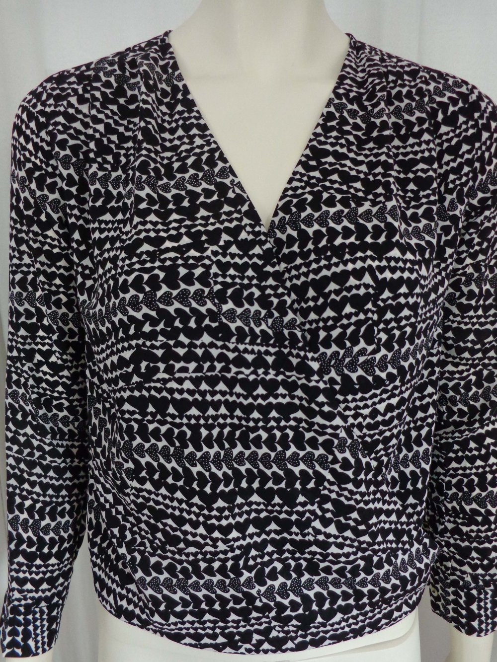Bluse mit Herzmuster