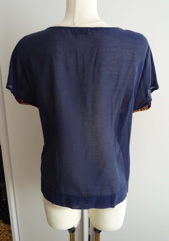 Shirt mit Stickerei