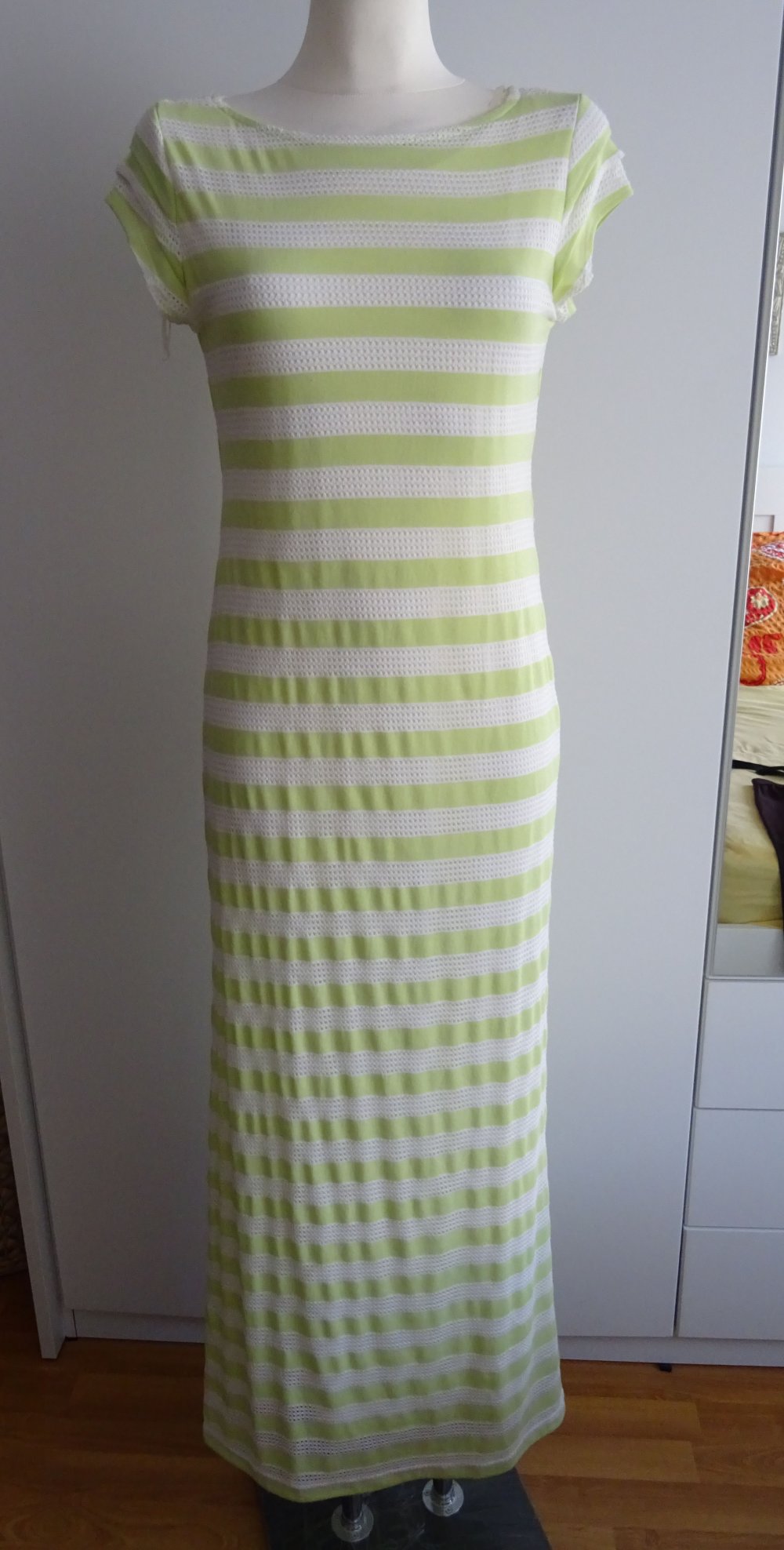 langes Kleid
