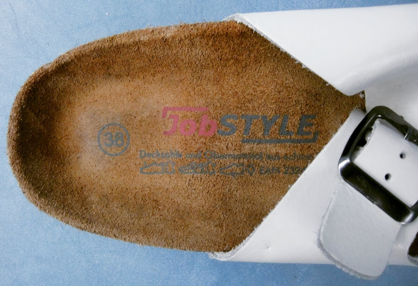 JobSTYLE - Weiße Tieffußbettpantoletten - Größe 38 - 2 Riemen - Leder 