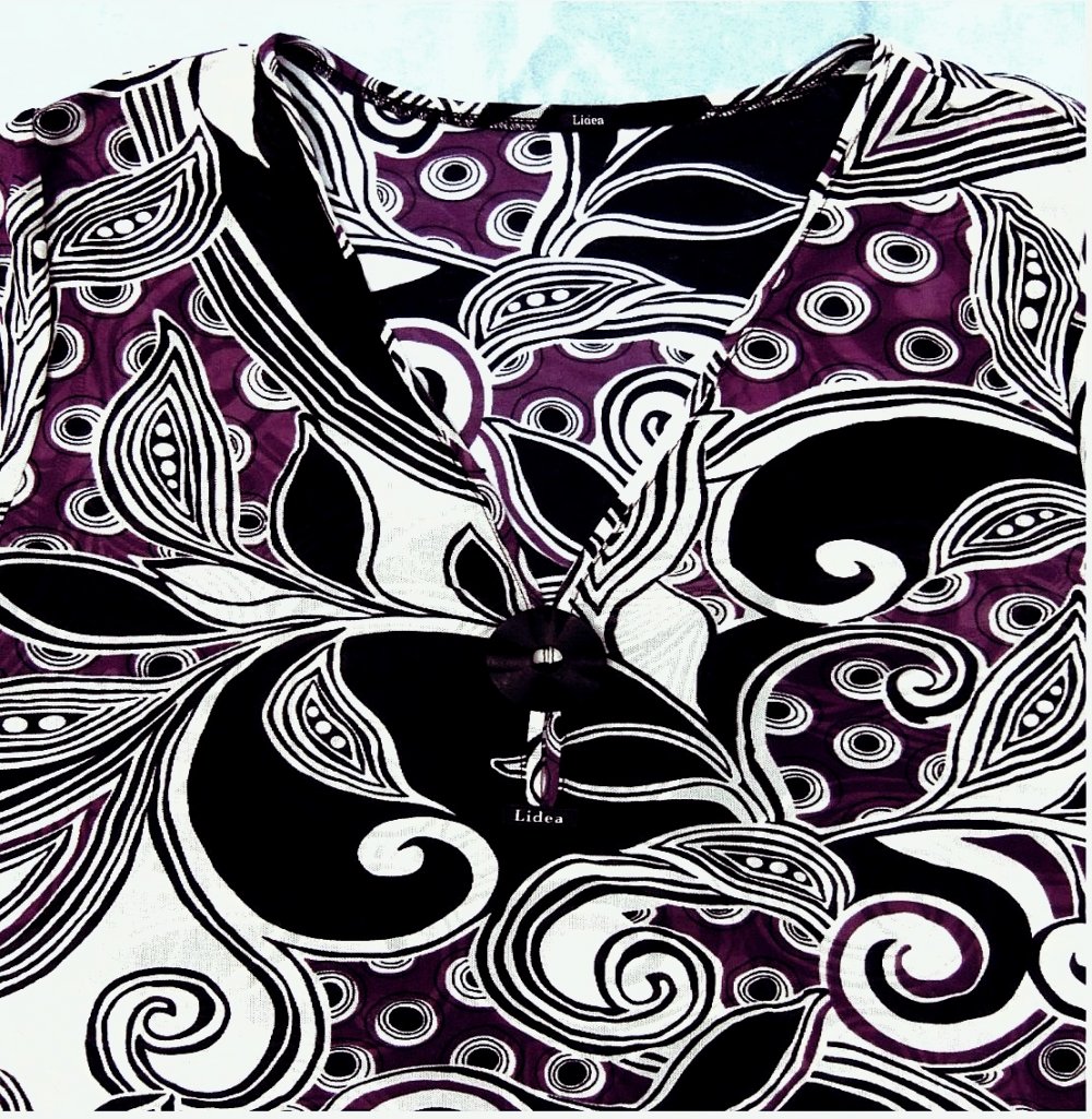 Langarm-Tunika-Bluse von Lidea - Gr.42 - schwarz / lila / weiß durchscheinendes Muster