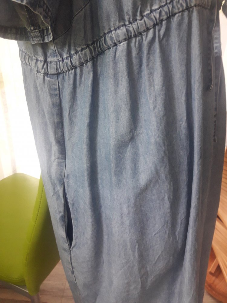 Lockeres Jeanskleid