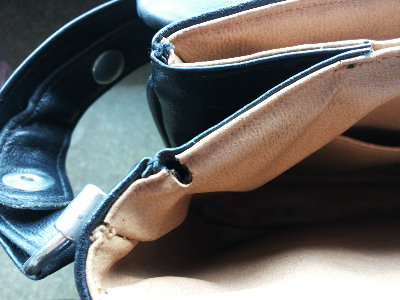 Umhängetasche/Handtasche 2in1 Echtleder schwarz