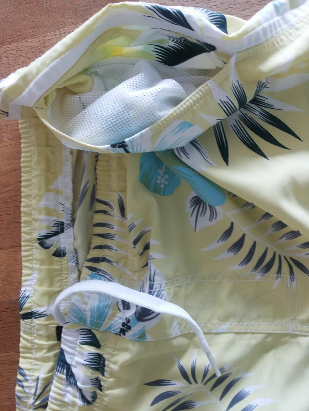 Hawaii Herrenshorts Badeshorts Gr. L-XL
