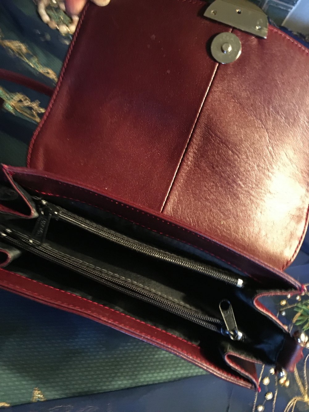 Ledertasche, echt, neu, weinrot zum Umhängen, 