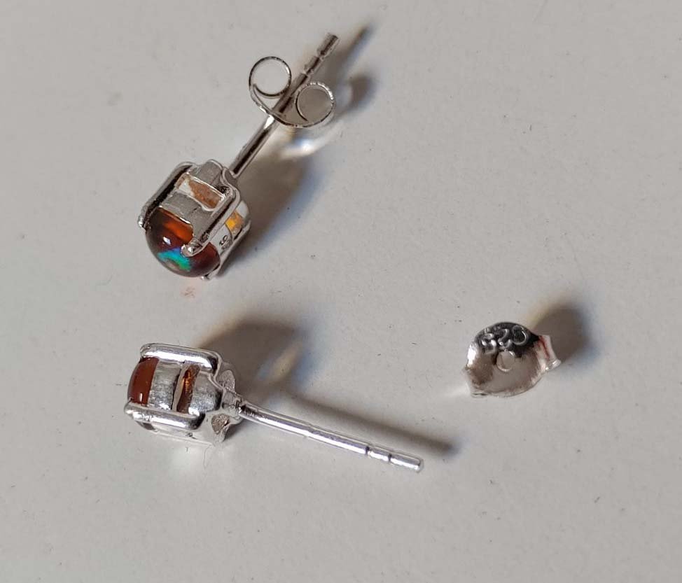 Ohrstecker 925 silber mit Opal