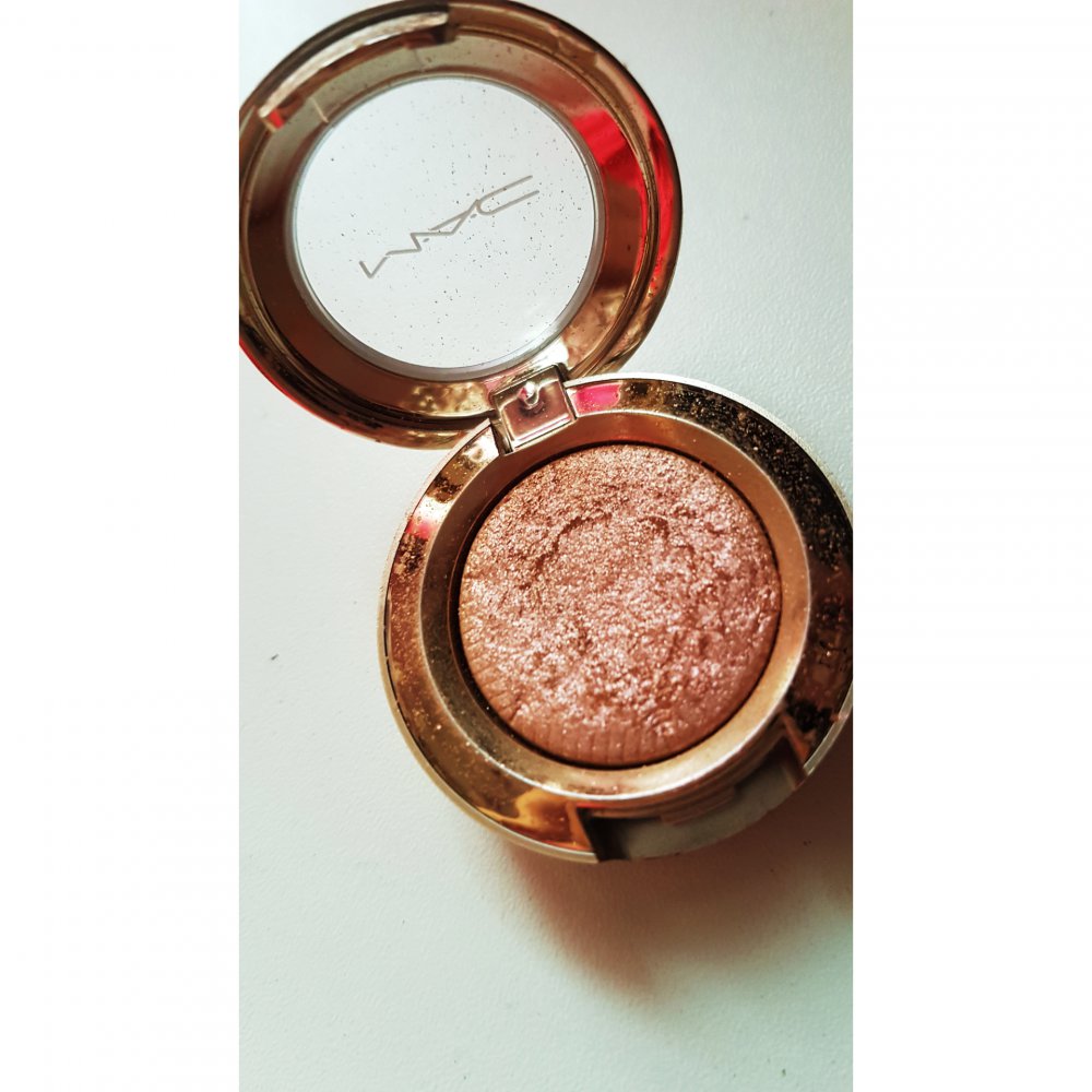 MAC Snowhite Lidschatten