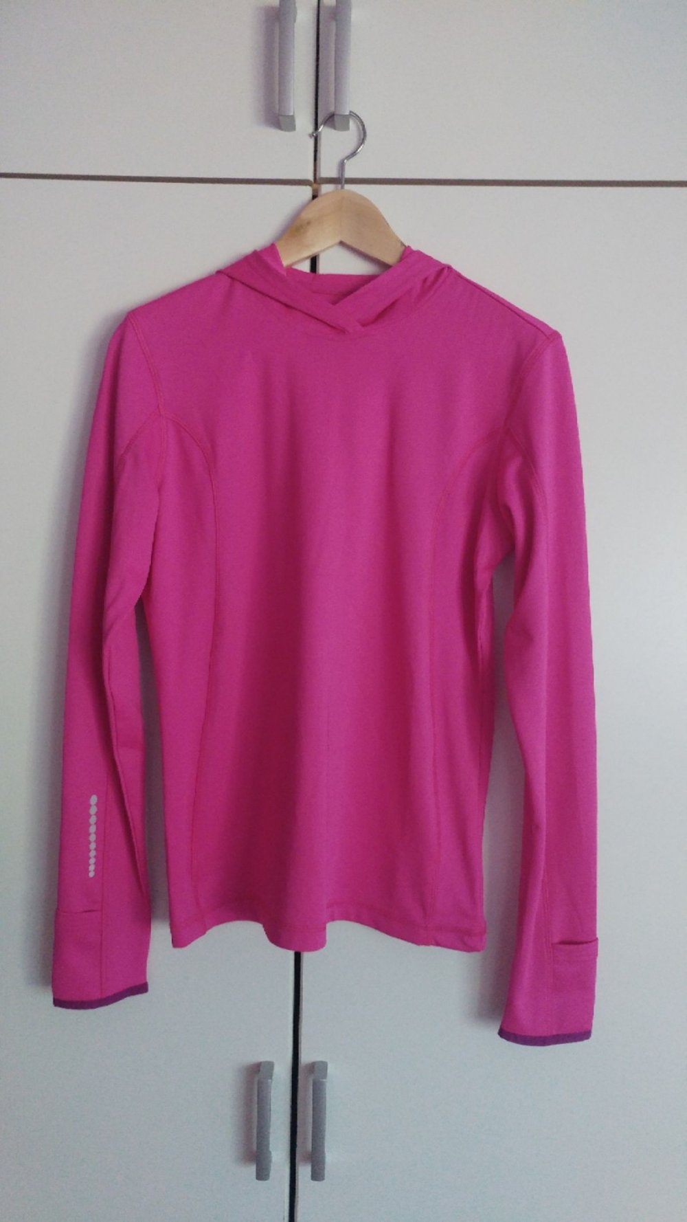 Thermo-Laufshirt in rosa mit Kaputze M