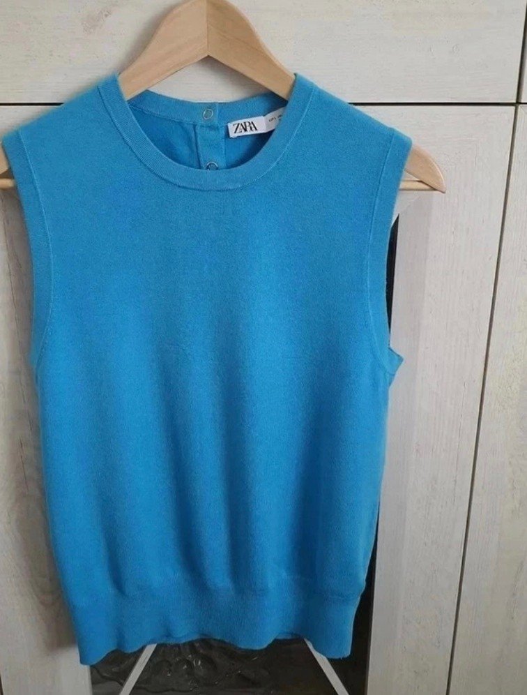 Zara schönes Oberteil in blau L