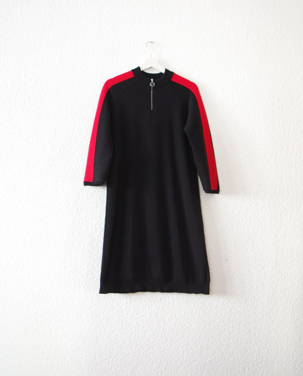 Sportliches Twintip Track Kleid Gr. L M schwarz Streifen rot weiß 