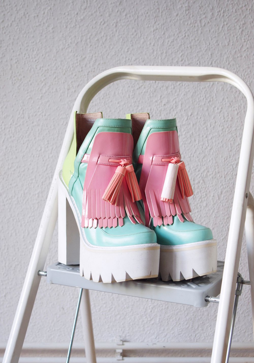  Shiny UV aktive Jeffrey Campbell Plateau Boots Gr. 41 40,5 Technobarbie Festival y2k bratz