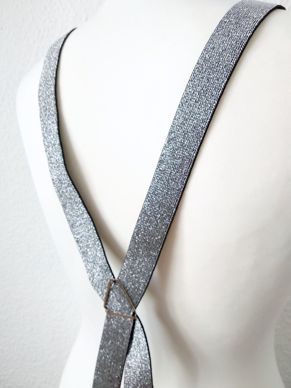 Silberne American Apparel Glitzer Hosenträger metallic Festival Technoelfe Karneval fancy shiny