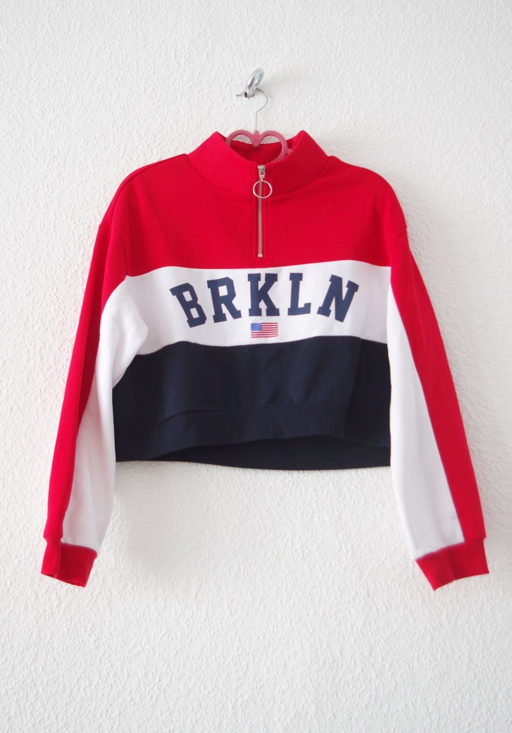  Kurzer oversized Crop Pullover Gr. M S rot blau weiß Technobarbie Festival 90er y2k bratz