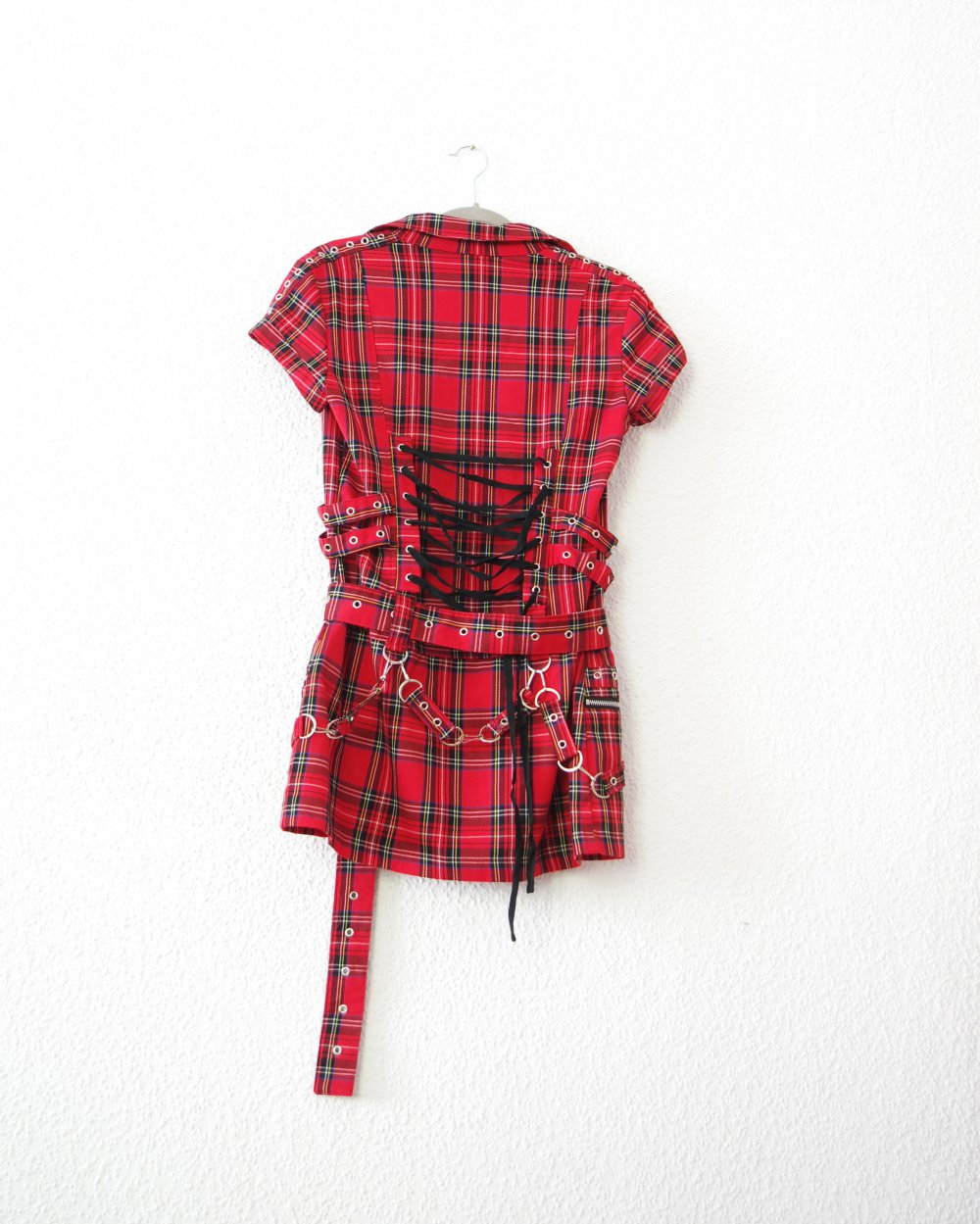 Punkiges rotes Tartankleid Gr. L M EMP Nieten Schnürung Coexist Dollskill