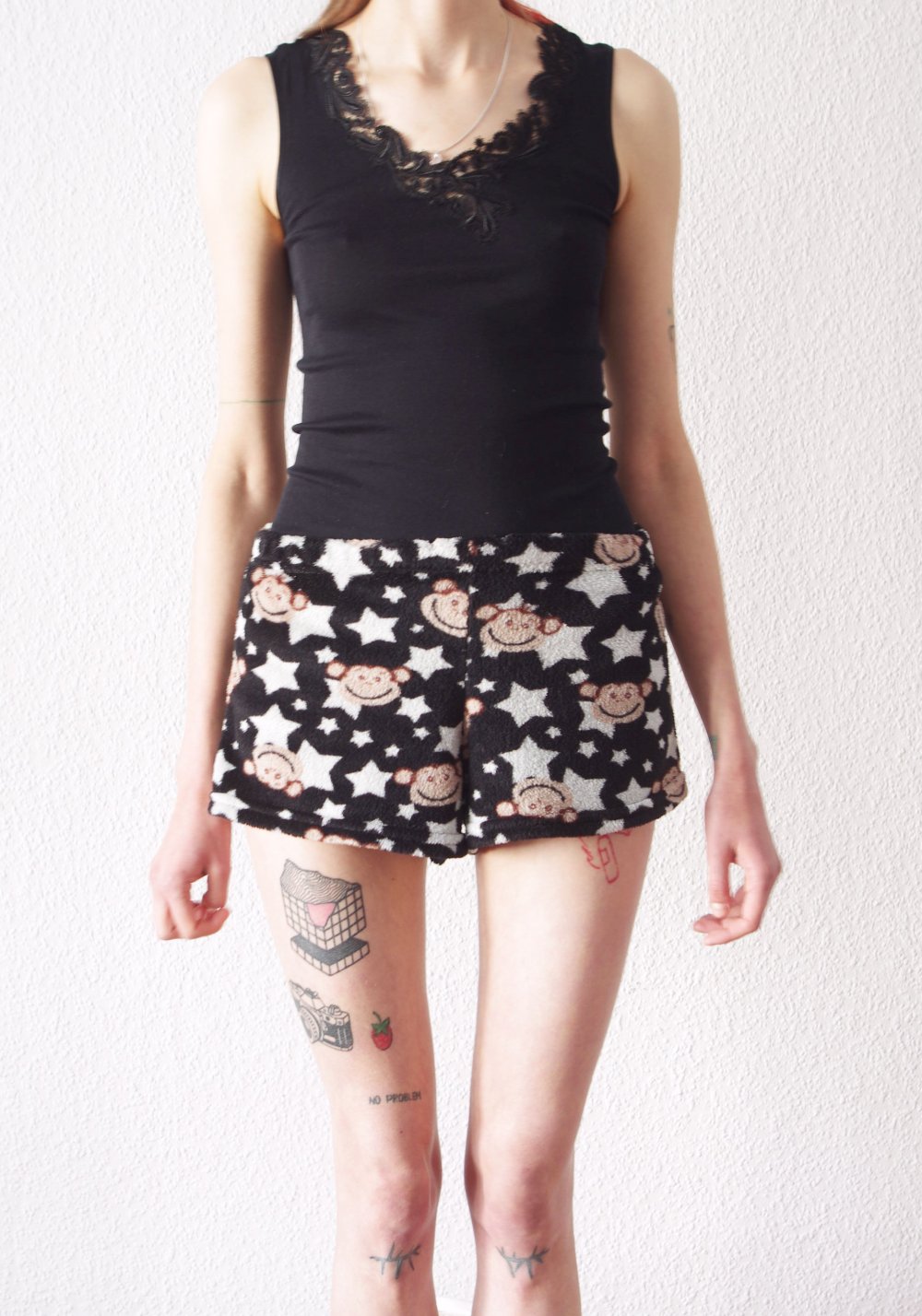 Plüsch Hot Pants mit Print Gr. M S 38 36 Nicki Shorts Festival cozy