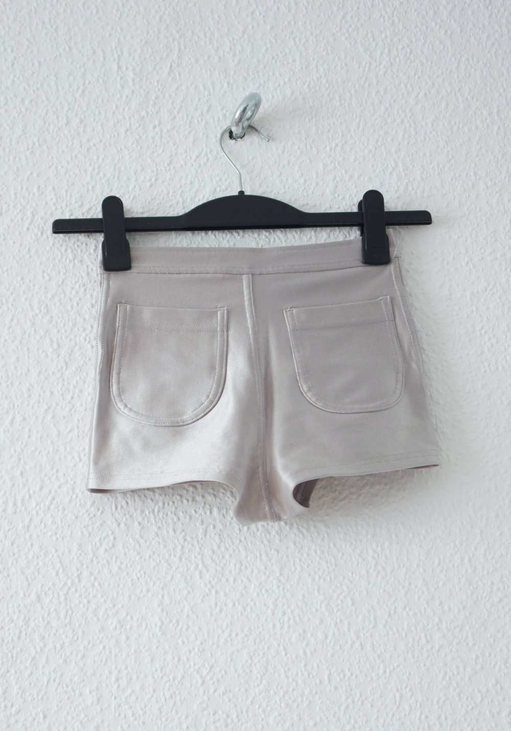 Shiny American Apparel Disco Shorts Gr. XS glänzend Hotpants retro Technobarbie Festival