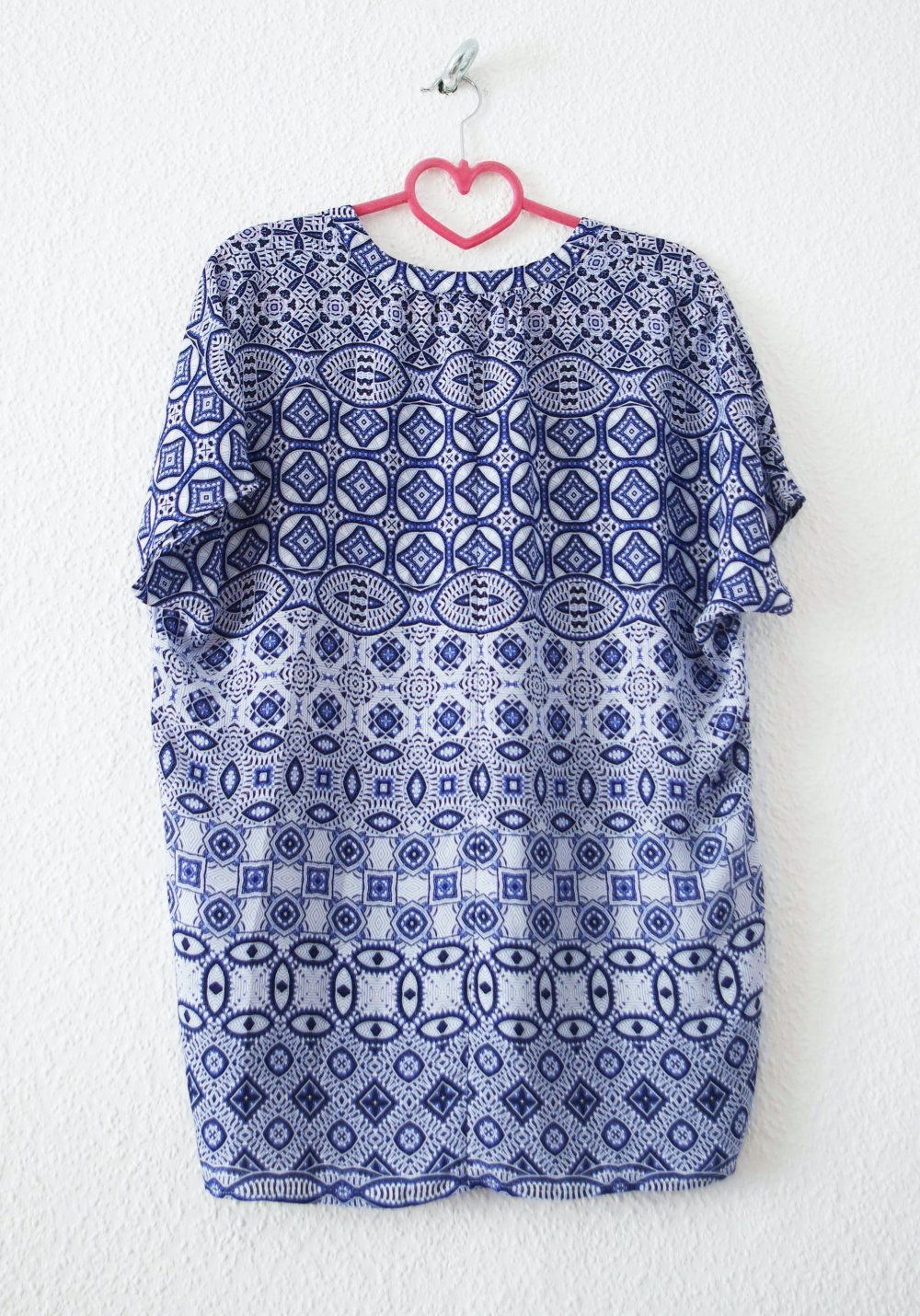Lockeres Festival Shirt Gr. 40 M Technoelfe Rave weiß Mandala-Muster Hippie boho