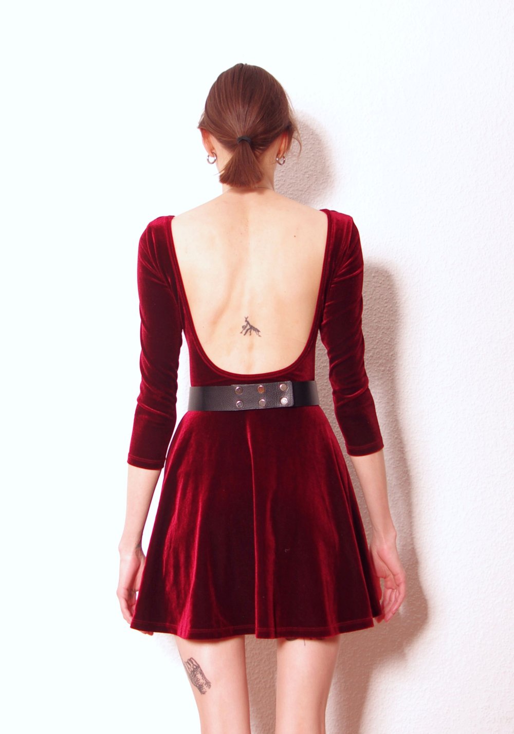 Großartiges blutrotes American Apparel Skaterkleid Gr. S 36 Rückenausschnitt Samt