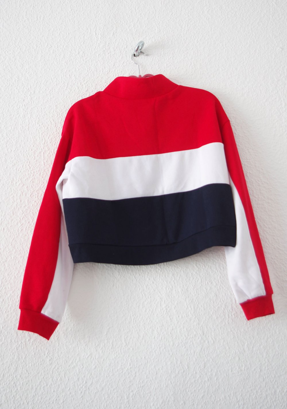  Kurzer oversized Crop Pullover Gr. M S rot blau weiß Technobarbie Festival 90er y2k bratz