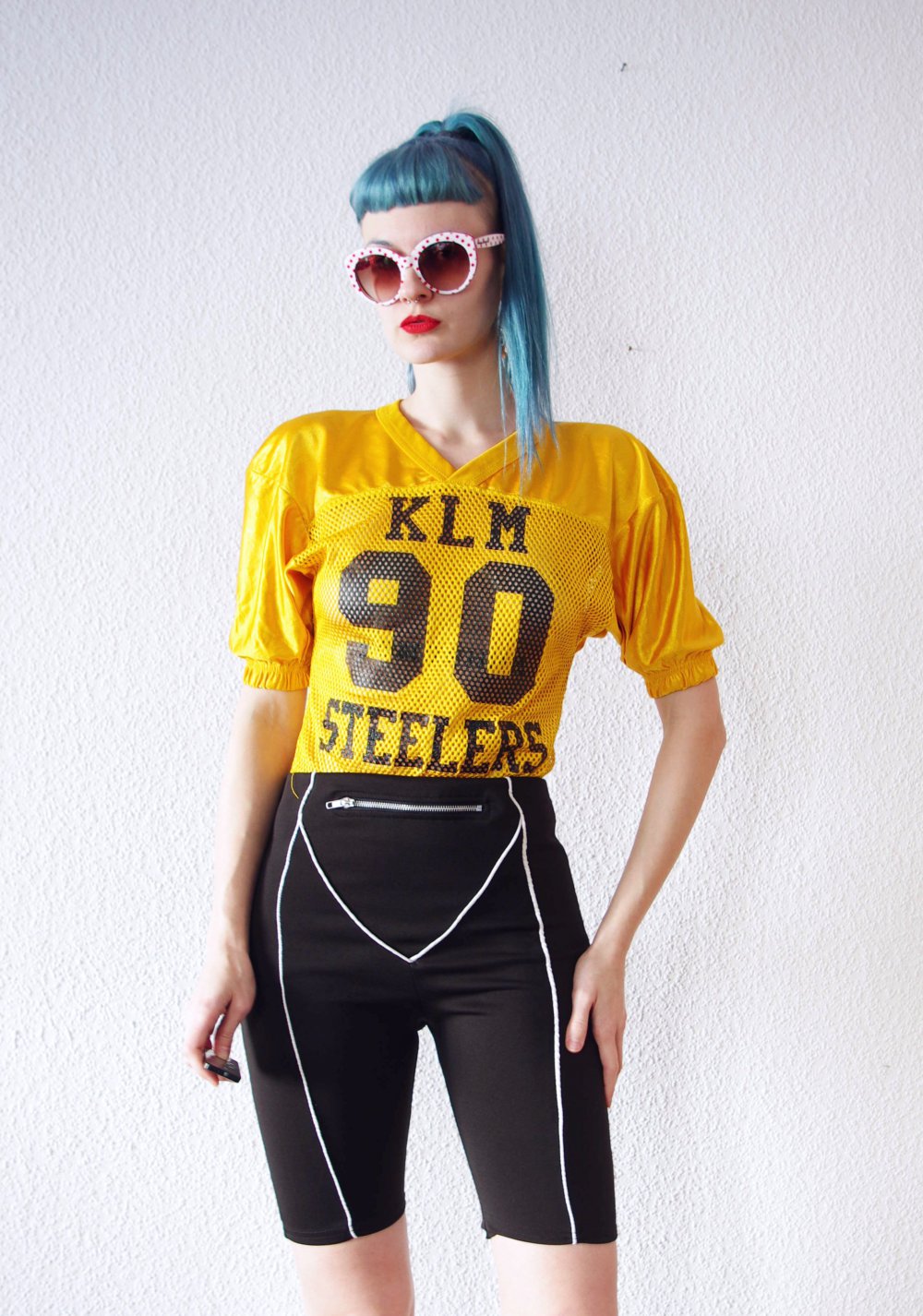 Cooles Football Jersey Shirt Gr. S Mesh glänzend sportlich Dollskill Nasty Gal