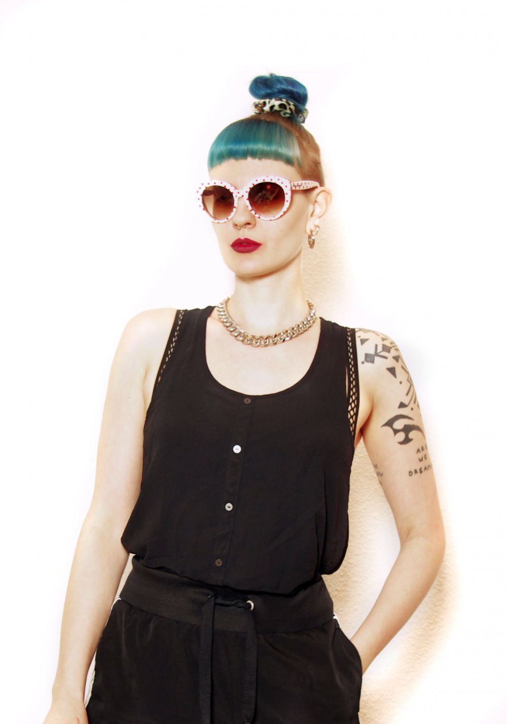 Durchsichtiges Mesh Top Gr. S M Pinup retro Blusentop Technoelfe Tanktop schwarz