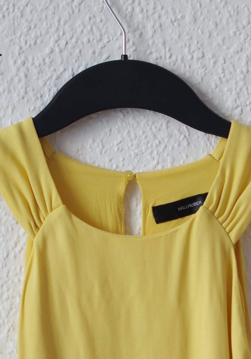 Elegantes schulterfreies Hallhuber Top Gr. S 36 38 zitronengelb Cutout Bluse