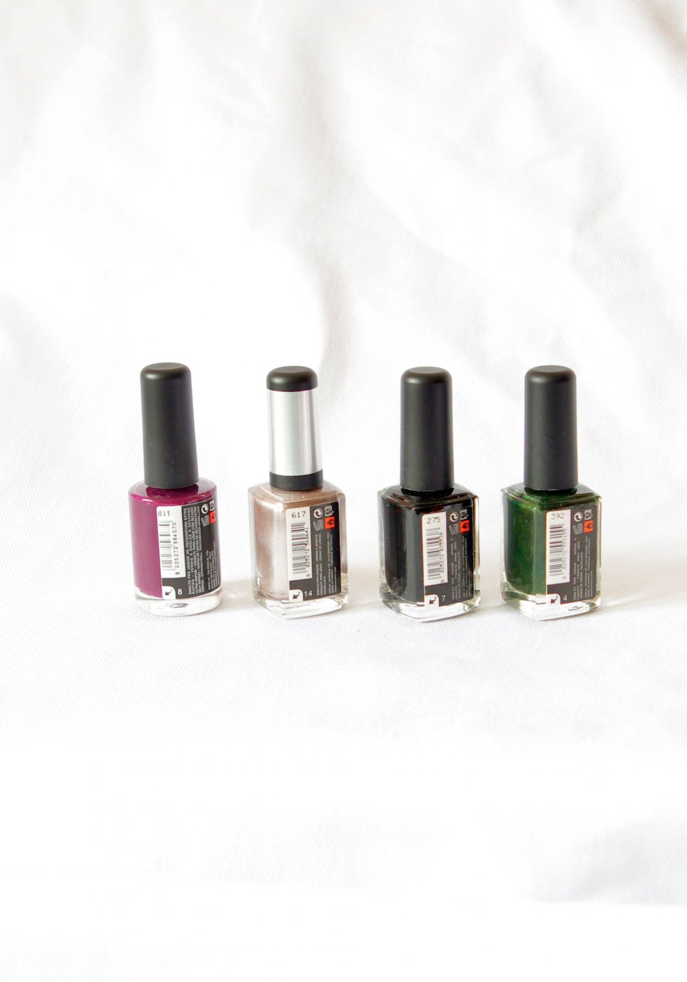 4er Set Nagellack NEU KIKO dünkelgrün schwarz bordeaux rot metallic taupe