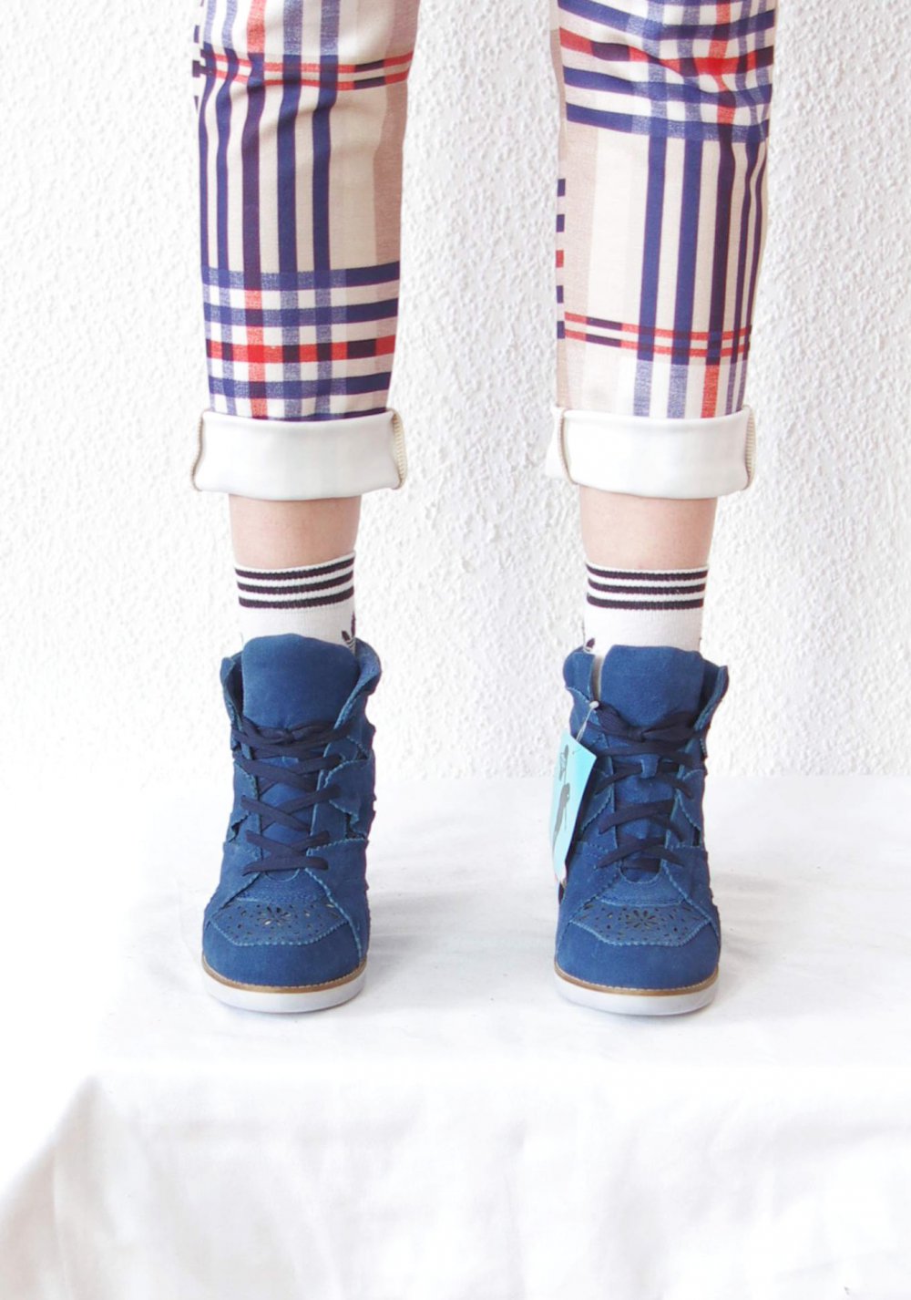 Jeffrey Campbell Gr. 38 Venice Sneaker blau weiß Budapester y2k 90er Festival Turnschuhe