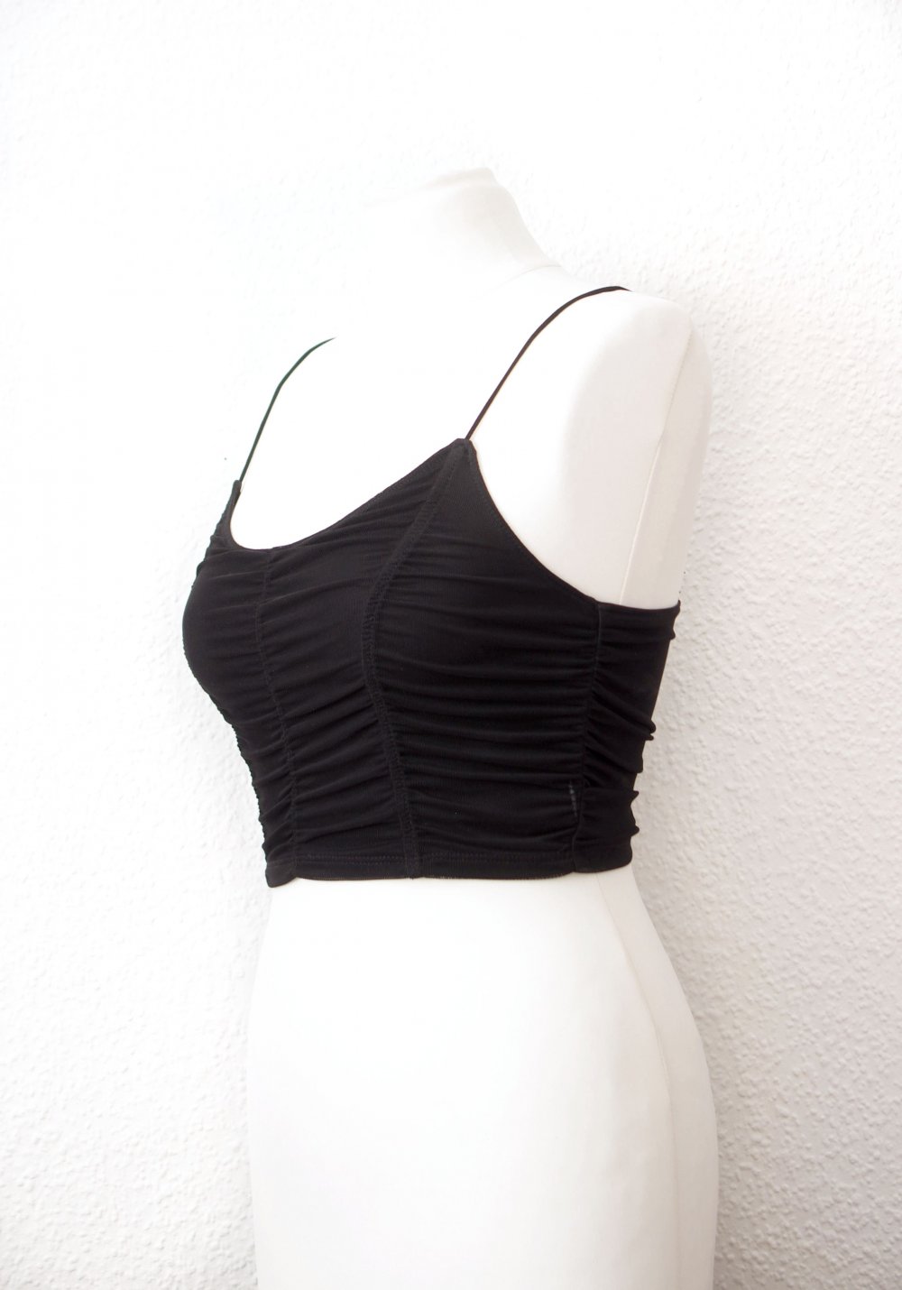 Zartes Crop Top Gr. XS S 34 36 Rave strappy Festival Boobtop schwarz Technobarbie